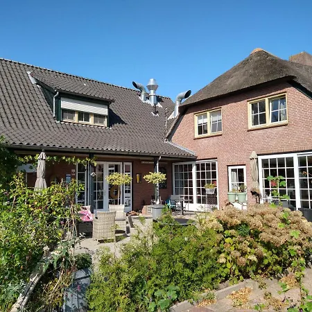 B&b-hotel De Joremeinshoeve 3*