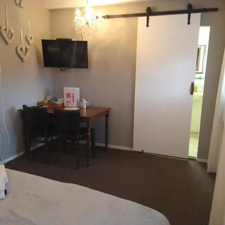 B&b-hotel De Joremeinshoeve 3*