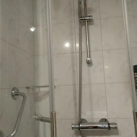 B&b-hotel De Joremeinshoeve 3* 卡茨休维尔