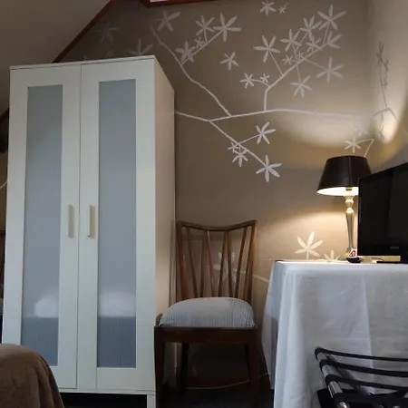 B&b-hotel De Joremeinshoeve 酒店 卡茨休维尔