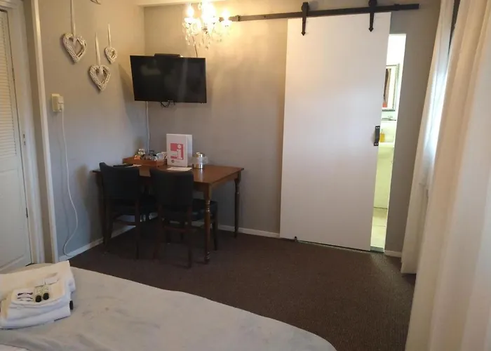 B&b-hotel De Joremeinshoeve 3*