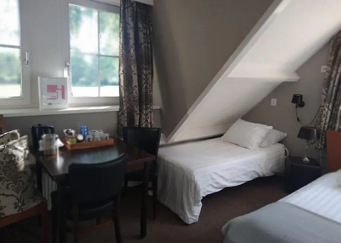 B&b-hotel De Joremeinshoeve 3* 卡茨休维尔