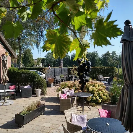 B&b-hotel De Joremeinshoeve Hotel 3*