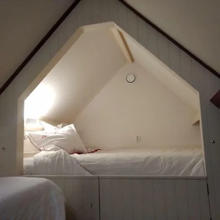 B&b-hotel De Joremeinshoeve Hotel